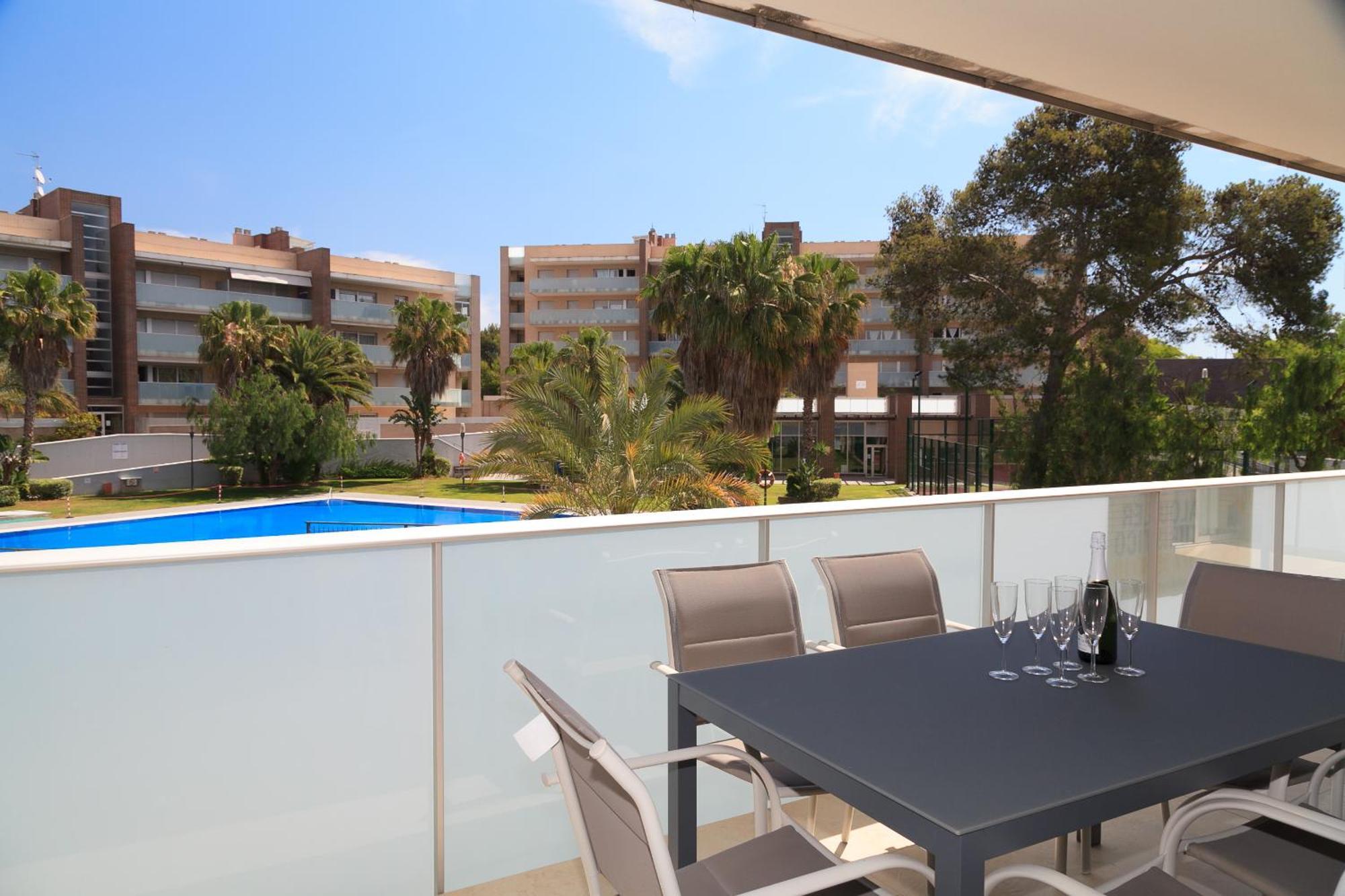 Uhc Spa Aqquaria Family Complex Salou Bilik gambar